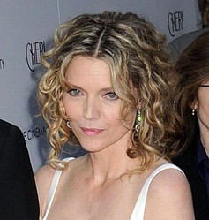 Michelle Pfeiffer: `I`m all for plastic surgery`