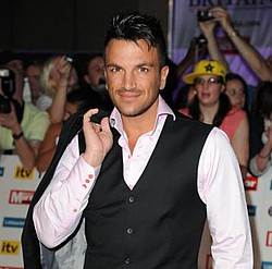 Peter Andre `doesn`t want kids to be like Willow and Jaden Smith`