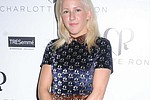 Ellie Goulding `moves out of boyfriend`s flat` - The British singer had been shacked up with Radio 1 DJ Greg James, who apparently started moaning &hellip;
