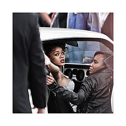 Rihanna And Calvin Harris Score Second Week At UK Number One With &#039;We Found Love&#039;