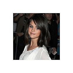 Selena Gomez target of death threat
