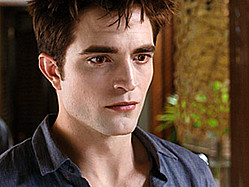 Robert Pattinson Relishes Kristen Stewart&#039;s Contact-Lens Discomfort