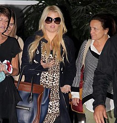 Jessica Simpson `discussing $4million Weight Watchers contract`
