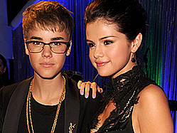 Justin Bieber Treats Selena Gomez To Private &#039;Real Steel&#039; Screening