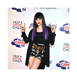 Jessie J Gets In The Christmas Spirit At London&#039;s Jingle Bell Ball