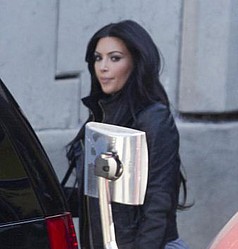 Kim Kardashian `set to reunite with ex Reggie Bush`