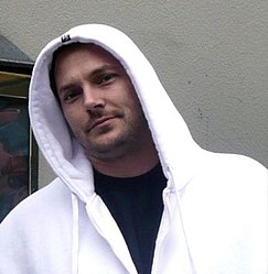 Kevin Federline collapses on set of Oz reality show