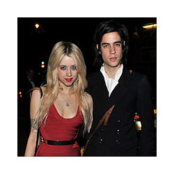 Peaches Geldof Pregnant With Her And Fiance Thomas Cohen&#039;s First Child