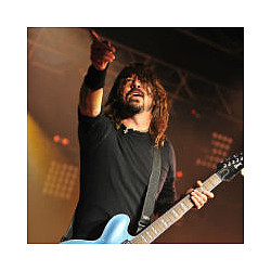 Foo Fighters&#039; Dave Grohl To Star In TV Comedy