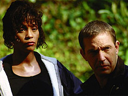 Whitney Houston Remembered By Kevin Costner As &#039;The Greatest&#039;