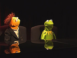 Kermit The Frog Pitches &#039;Muppets&#039; Special Features