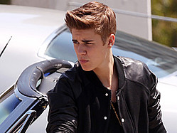 Justin Bieber Spotted Kissing A Brunette On &#039;Boyfriend&#039; Set