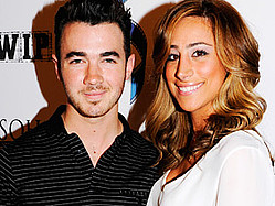 Kevin Jonas Partners With Ryan Seacrest For &#039;Married To Jonas&#039;