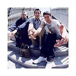 Beastie Boys album returns to US Top Twenty