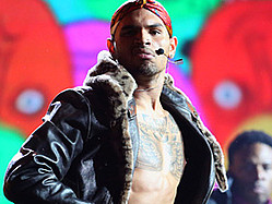 Chris Brown Asks Fans Not To Tweet Death Threats