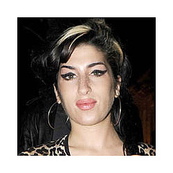 Bronze Amy Winehouse statue planned for Camden Roundhouse