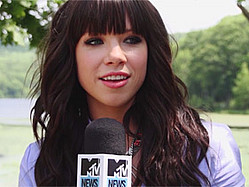 Carly Rae Jepsen In &#039;Shock&#039; Over Justin Bieber, Redfoo Collabs