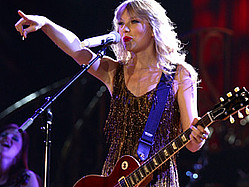 Taylor Swift, Pink, Alicia Keys Bare Their Backstories For VH1&#039;s &#039;Storytellers&#039;