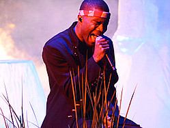Frank Ocean Gives Stunning, Stripped-Down VMA Performance