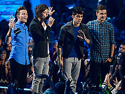 One Direction Win Third Moonman With Best New Artist VMA