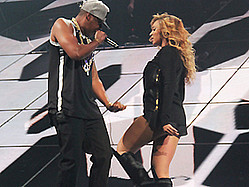 Jay-Z Gets Beyonce To Grace Stage For Barclays Center Finale