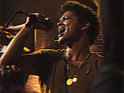 Bruno Mars Has &#039;Old-Fashioned Fun&#039; In &#039;Locked Out Of Heaven&#039; Video