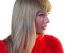 Taylor Swift Wants Fans To &#039;Blast&#039; Red In Their Cars