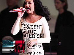 Katy Perry, Dressed As Human Ballot, Rallies For Obama In Vegas