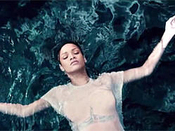 Rihanna Wanted &#039;Diamonds&#039; Video To Give Fans The &#039;Right Emotion&#039;