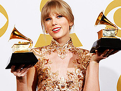 Taylor Swift Shines As Grammy Darling In Top 2012 Moments: Watch Now!