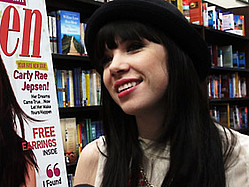 Carly Rae Jepsen Watched 2012 Grammys With A &#039;Critical Eye&#039; -- From Home