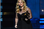 Kelly Clarkson Shouts Out Miguel, Alcohol In Grammy Speech - Kelly Clarkson might think she&#039;s not very good at public speaking, but her speech at the 2013 &hellip;