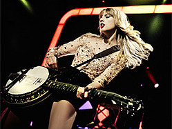 Taylor Swift Ending Her Fairy Tale Days On &#039;More Mature&#039; Red Tour