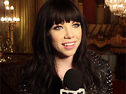 Carly Rae Jepsen Lets Fans Write Her Next Song In &#039;Perfect Harmony&#039; Campaign