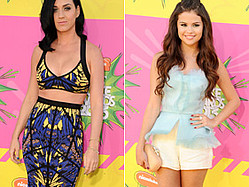 Selena Gomez, Kristen Stewart Top Kids&#039; Choice Awards Fashion