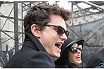 John Mayer keeping romances private - John Mayer has learned to keep his personal life private. The 35-year-old singer - who has &hellip;