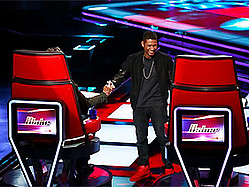 Usher Charms The Ladies On &#039;The Voice&#039;