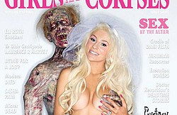 Courtney Stodden poses nude with corpse