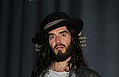 Russell Brand would have &#039;threesome&#039; with Kardashian sisters - Russell Brand would have a &#039;threesome&#039; with the Kardashian sisters. The 37-year-old lothario - who &hellip;