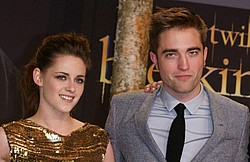 Robert Pattinson buys Kristen luxury pen