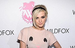 Ashlee Simpson is an &#039;awesome&#039; mother
