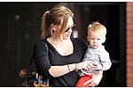 Hilary Duff wants surprise pregnancy - Hilary Duff would be happy to unexpectedly get pregnant again. The 25-year-old actress and singer &hellip;